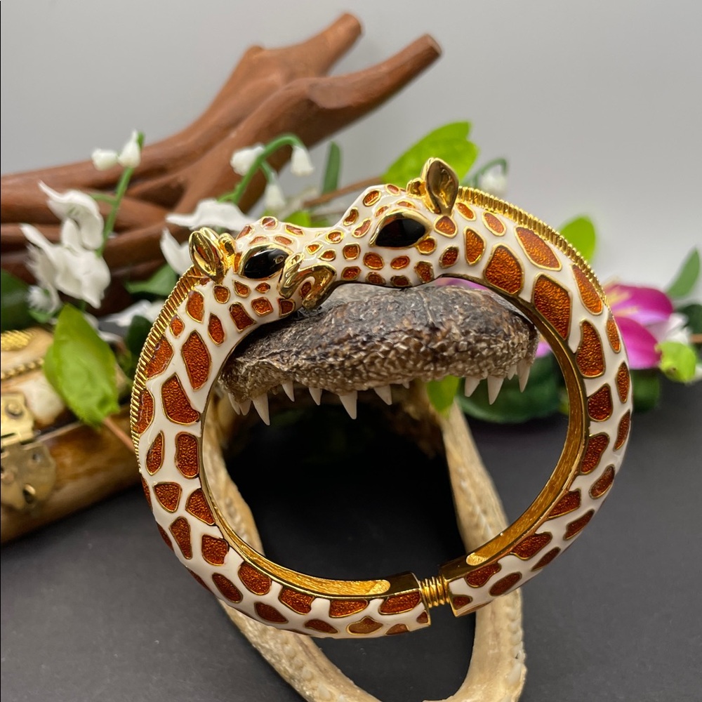 Kenneth Jay Lane giraffe clamper vintage